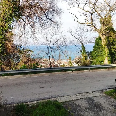 Tra Cielo E Mare