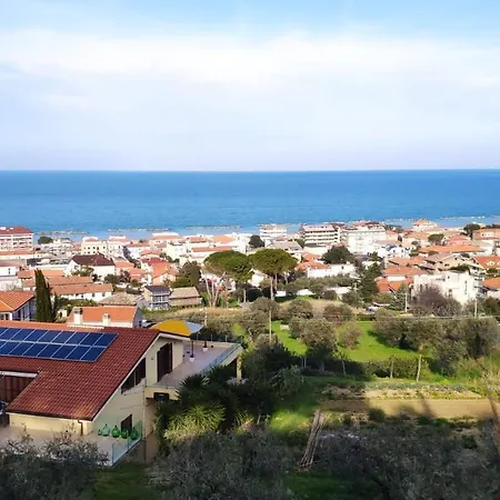 بيت للعطل Tra Cielo E Mare